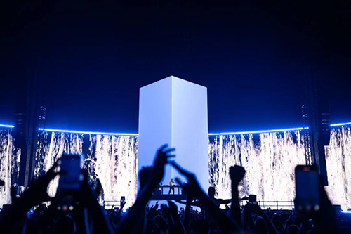 <b>大衛·庫塔 “巨石” 巡演：「未來主義」極致視聽驚艷全球！</b>